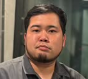 松井ケムリ