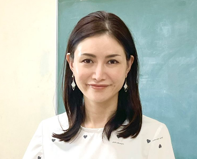 山口真由