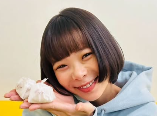 趣里