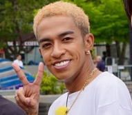 草間リチャード敬太