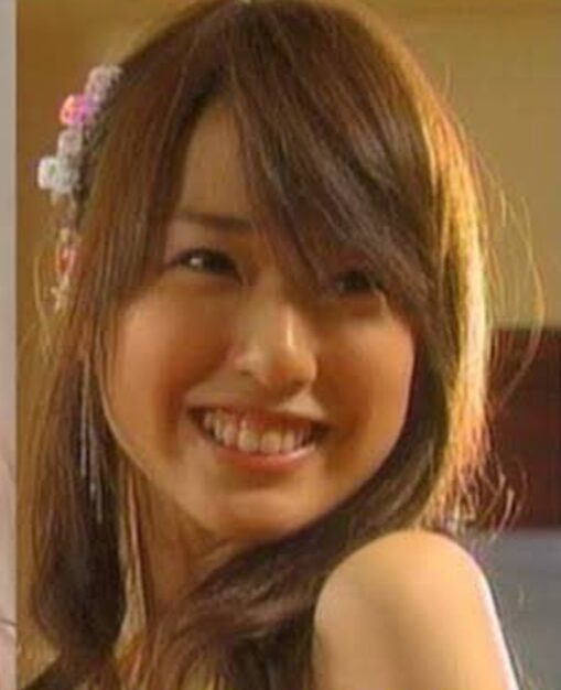 戸田恵梨香