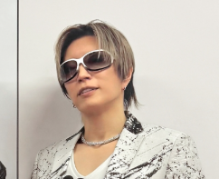 GACKTさん